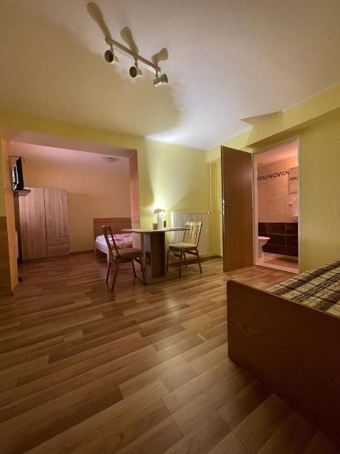 Sifra 276 Hotel Nová Lesná Buitenkant foto