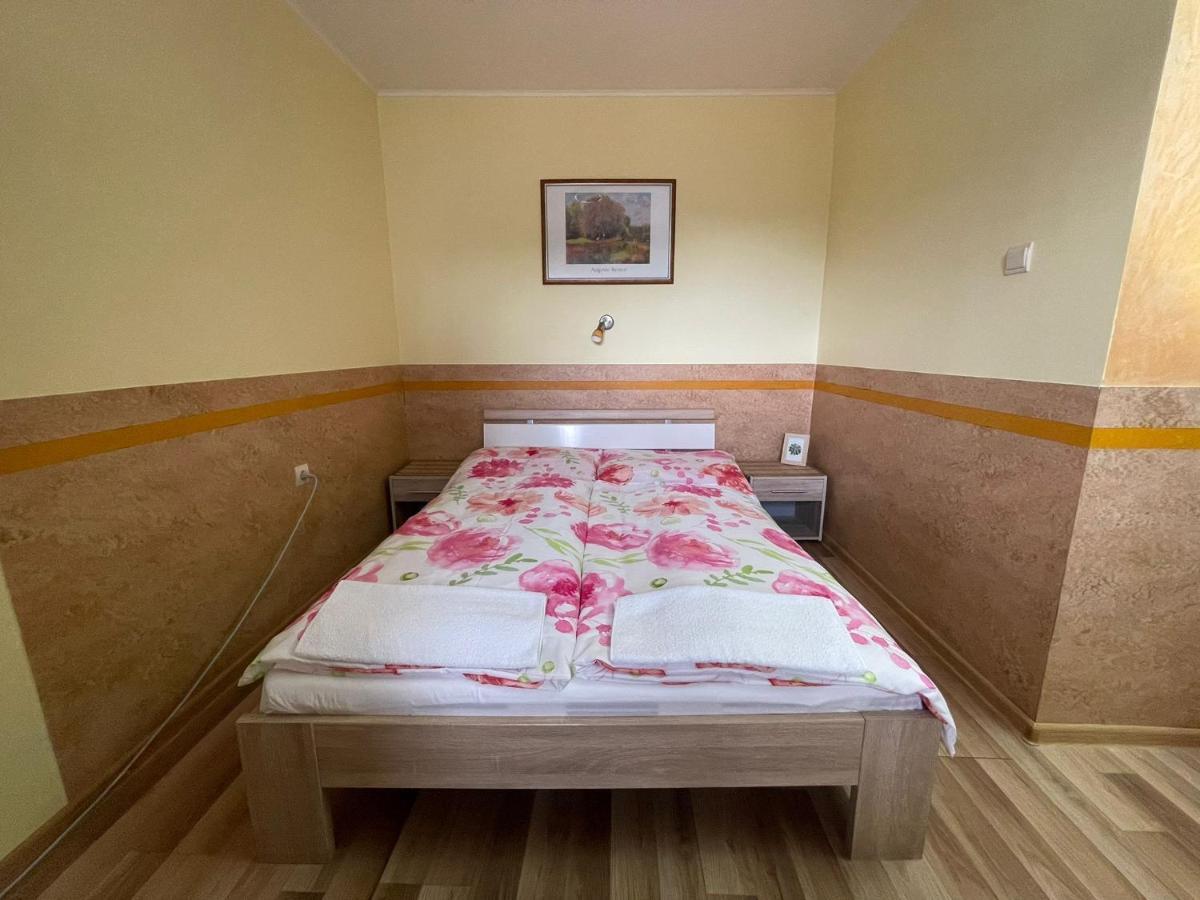 Sifra 276 Hotel Nová Lesná Buitenkant foto