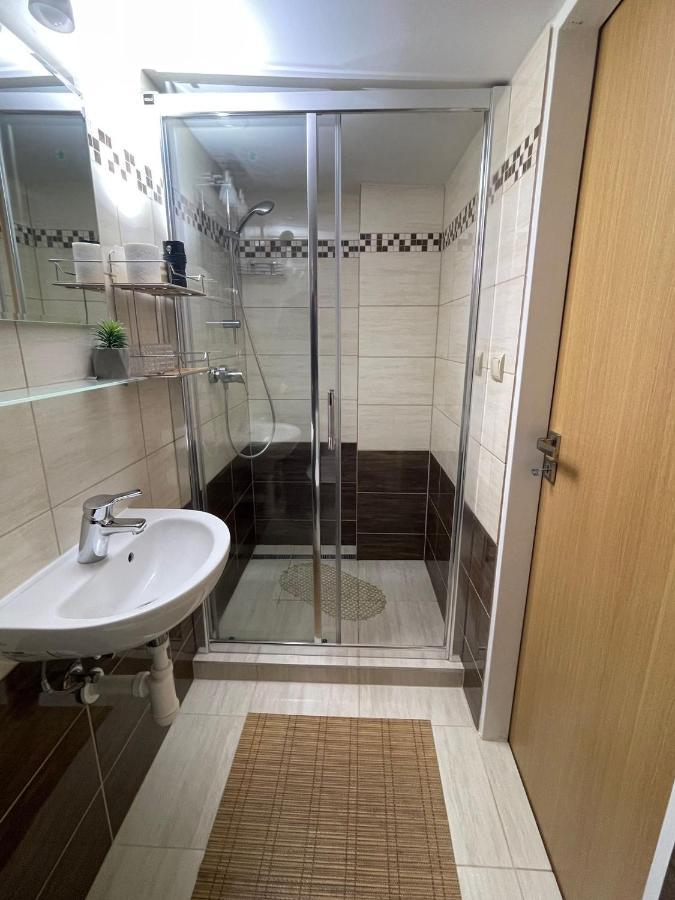 Sifra 276 Hotel Nová Lesná Buitenkant foto